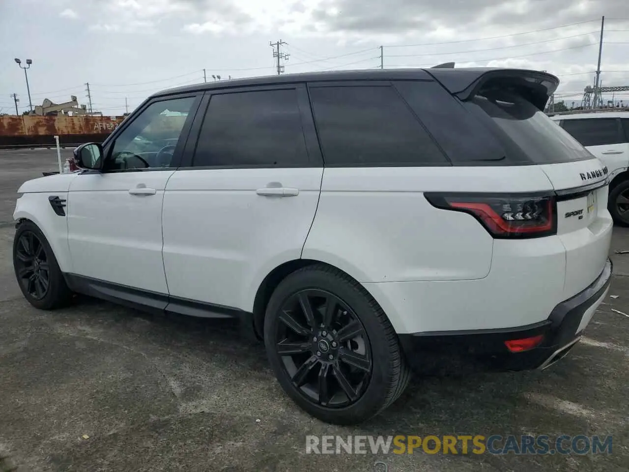 2 Photograph of a damaged car SALWR2SU3NA236700 LAND ROVER RANGEROVER 2022