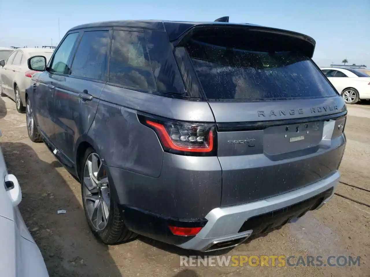 3 Photograph of a damaged car SALWR2SU5NA218926 LAND ROVER RANGEROVER 2022