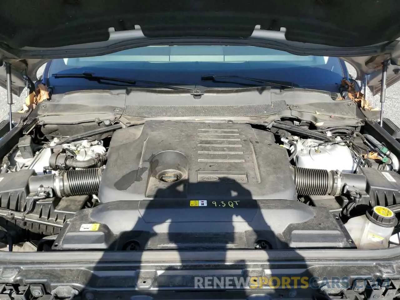 12 Photograph of a damaged car SALWR2SU7NA232830 LAND ROVER RANGEROVER 2022