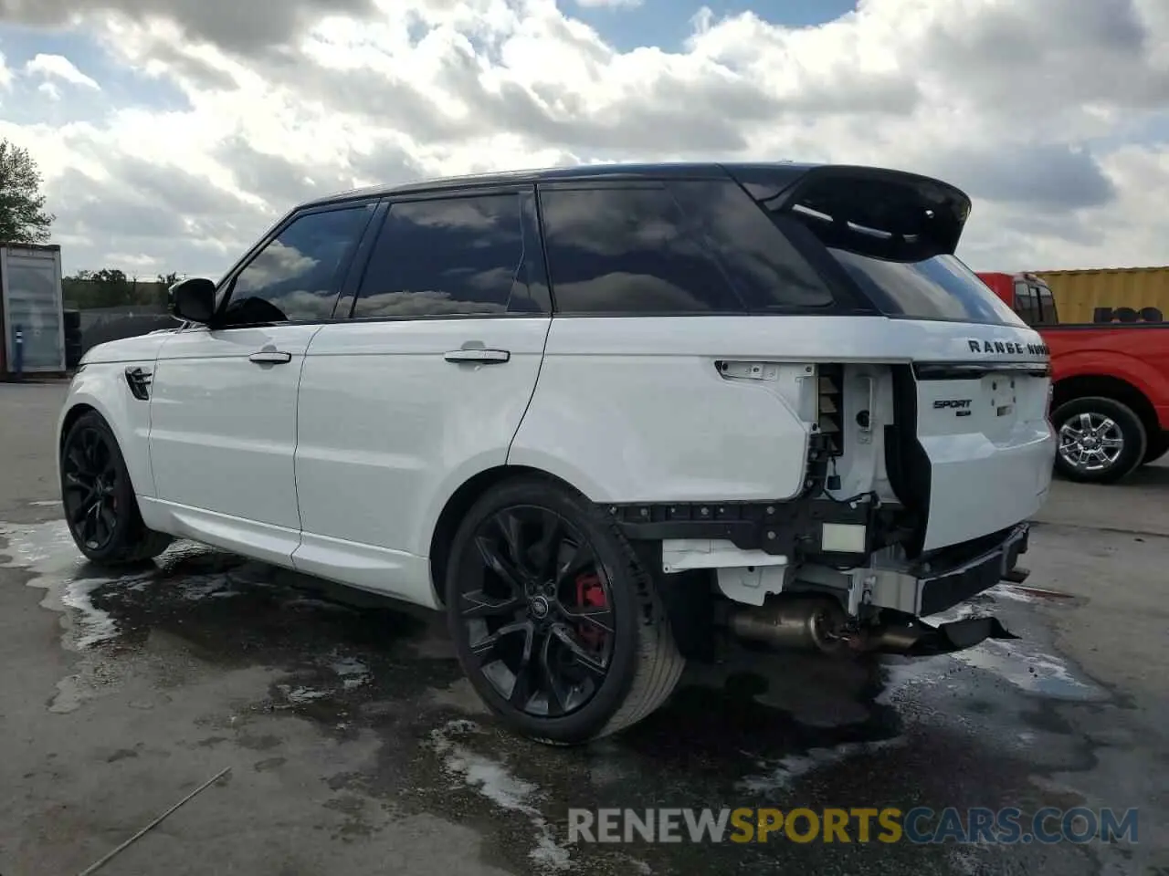 2 Photograph of a damaged car SALWS2RU8NA233592 LAND ROVER RANGEROVER 2022