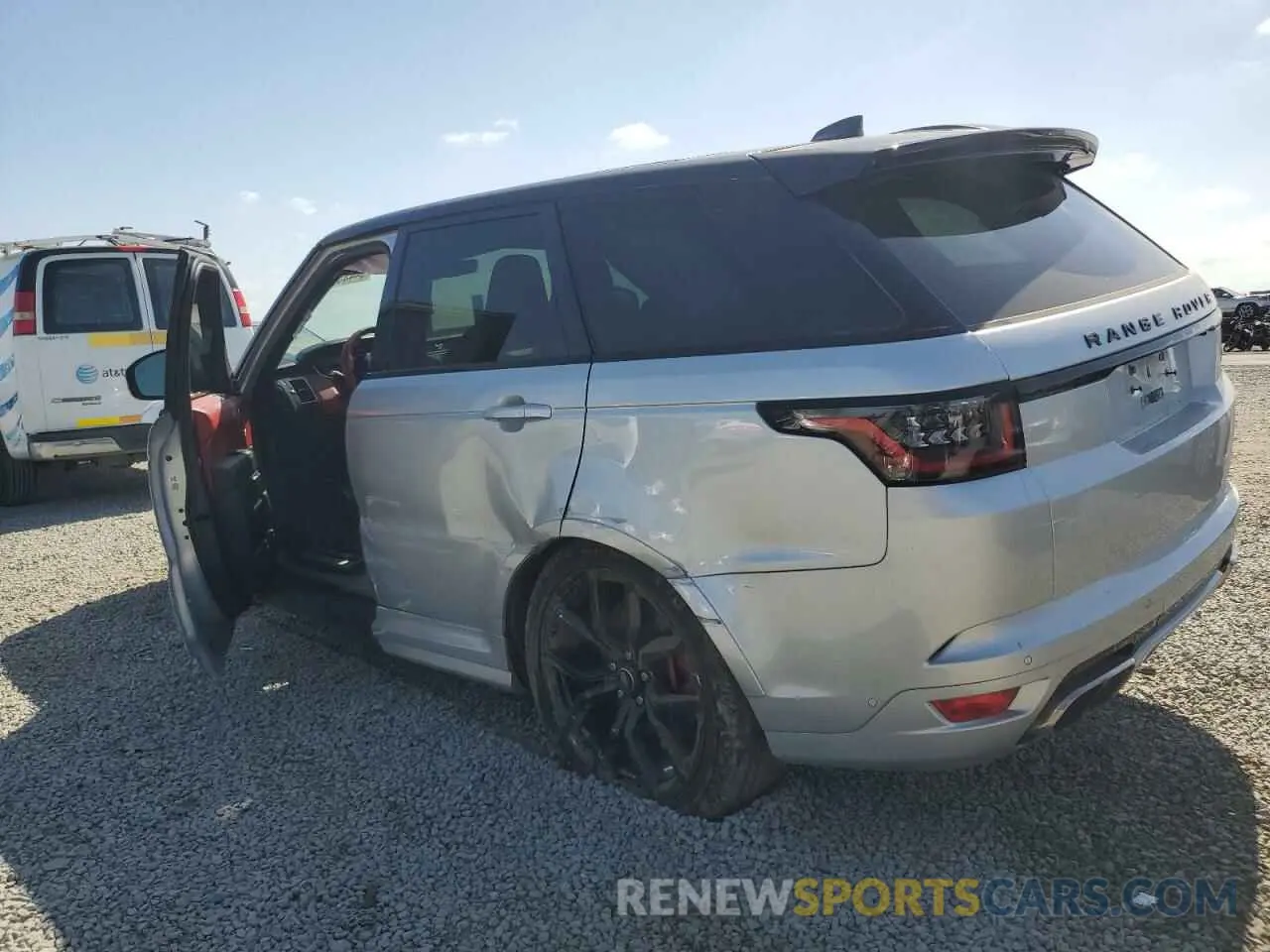 2 Photograph of a damaged car SALWZ2RE0NA229606 LAND ROVER RANGEROVER 2022