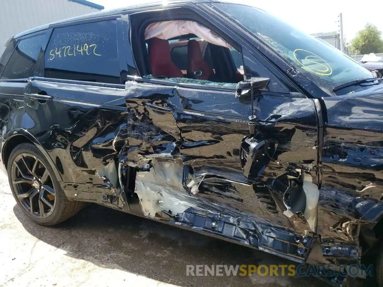 9 Photograph of a damaged car SALWZ2RE1NA200373 LAND ROVER RANGEROVER 2022