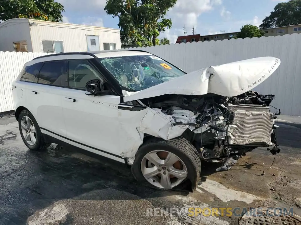 4 Photograph of a damaged car SALYJ2EX9NA331610 LAND ROVER RANGEROVER 2022