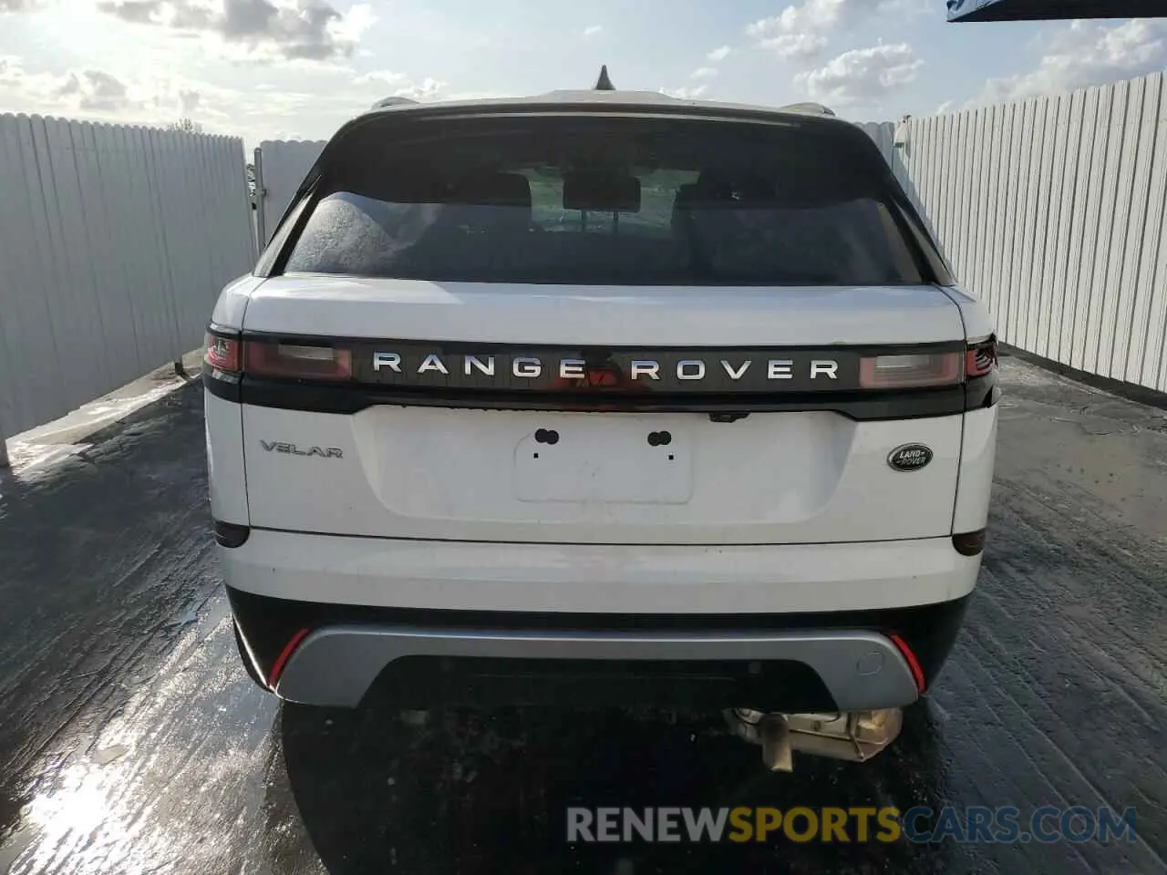 6 Photograph of a damaged car SALYJ2EX9NA331610 LAND ROVER RANGEROVER 2022