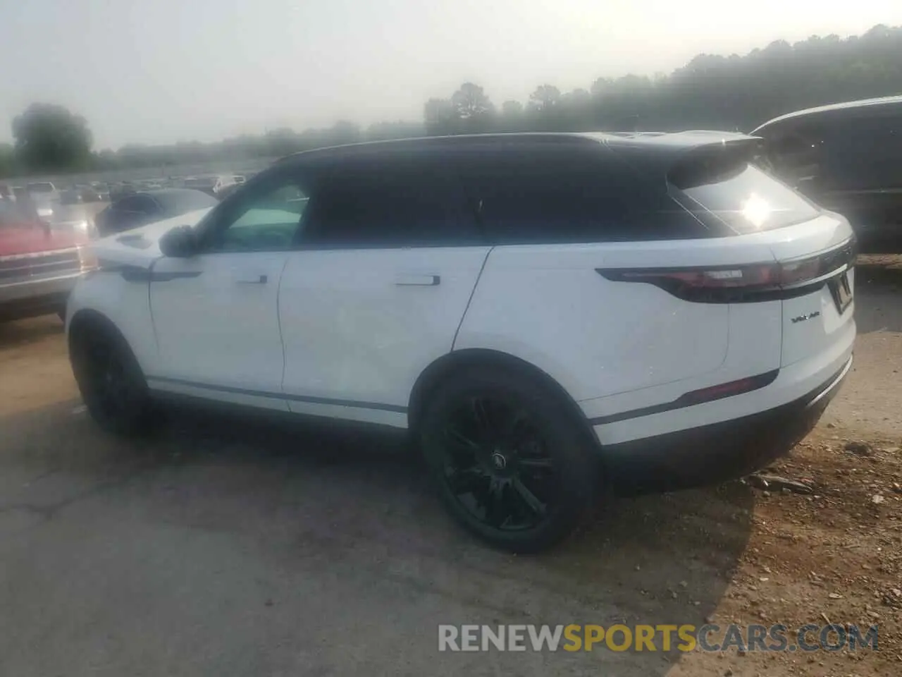 2 Photograph of a damaged car SALYT2EX0NA336771 LAND ROVER RANGEROVER 2022