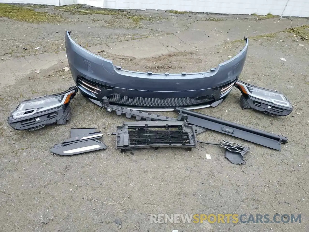 13 Photograph of a damaged car SALYT2EX2NA333421 LAND ROVER RANGEROVER 2022