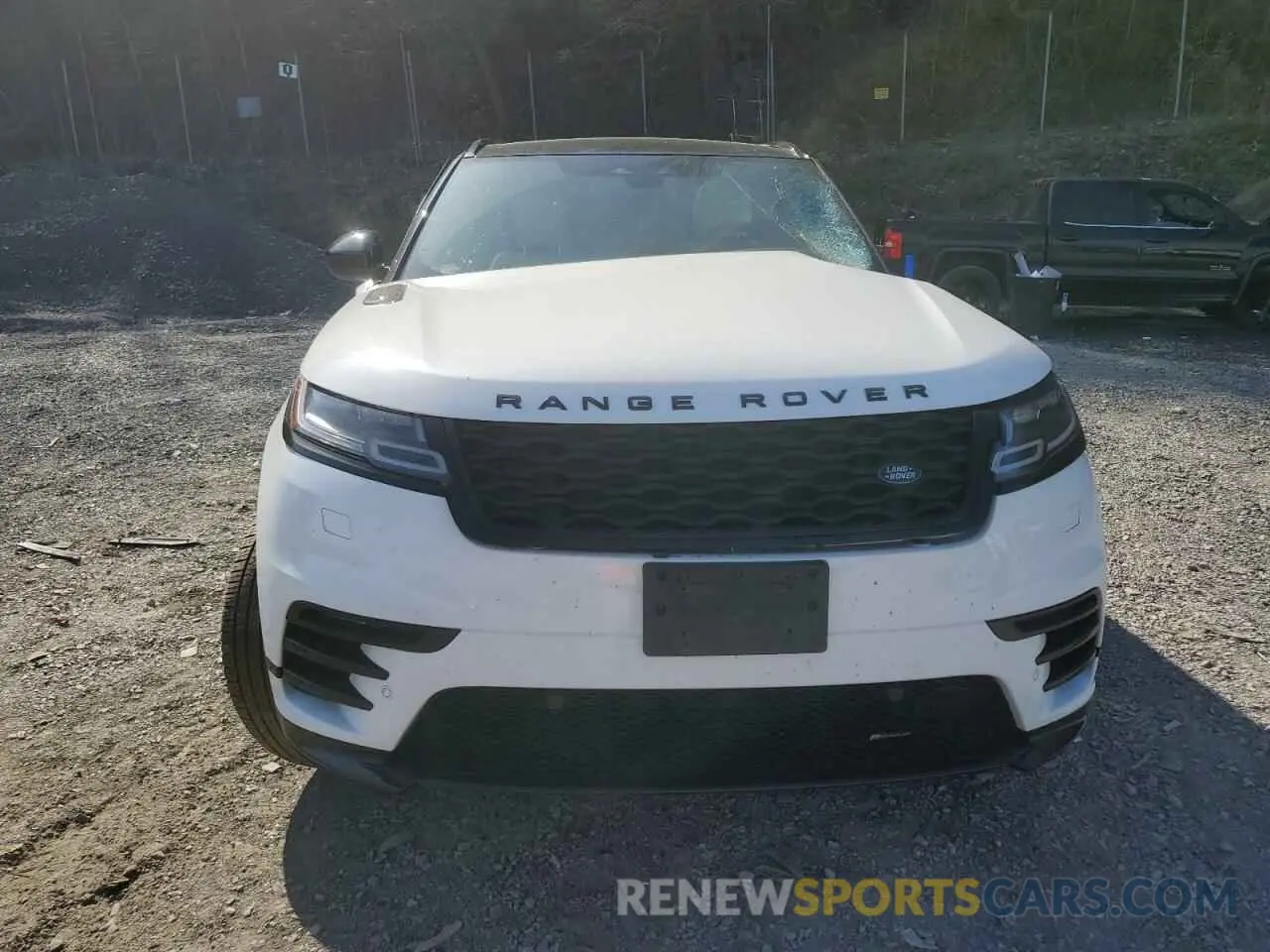 5 Photograph of a damaged car SALYT2EX2NA342703 LAND ROVER RANGEROVER 2022