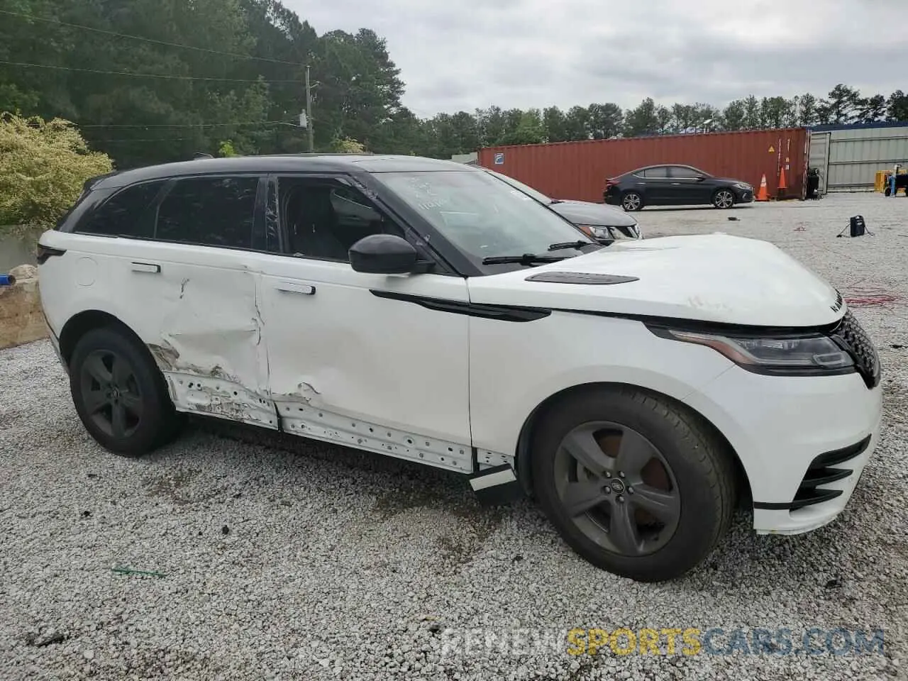 4 Photograph of a damaged car SALYT2EX7NA329915 LAND ROVER RANGEROVER 2022