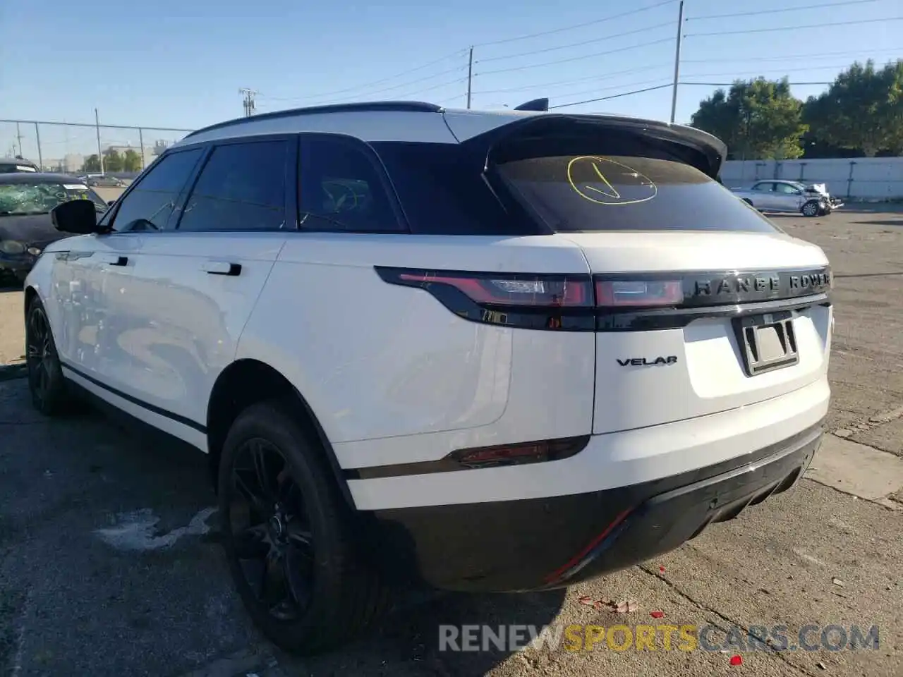 3 Photograph of a damaged car SALYT2EXXNA331786 LAND ROVER RANGEROVER 2022