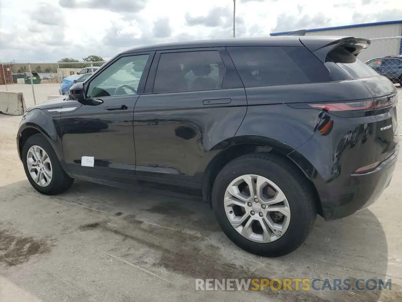 2 Photograph of a damaged car SALZJ2FX4NH169850 LAND ROVER RANGEROVER 2022