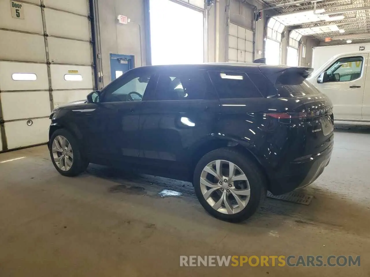 2 Photograph of a damaged car SALZJ2FX5NH171655 LAND ROVER RANGEROVER 2022
