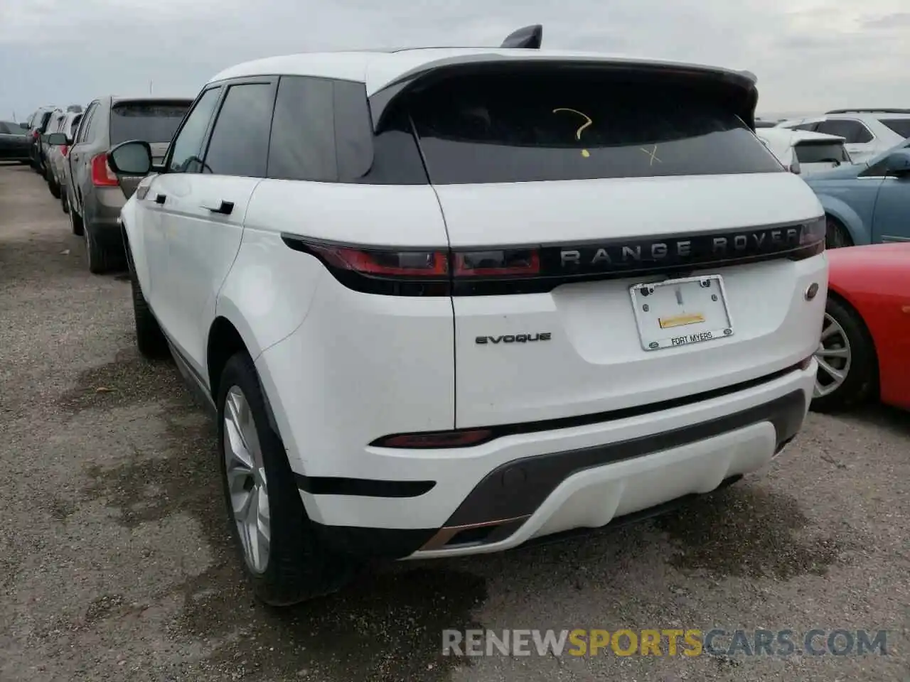 3 Photograph of a damaged car SALZL2FX4NH168563 LAND ROVER RANGEROVER 2022