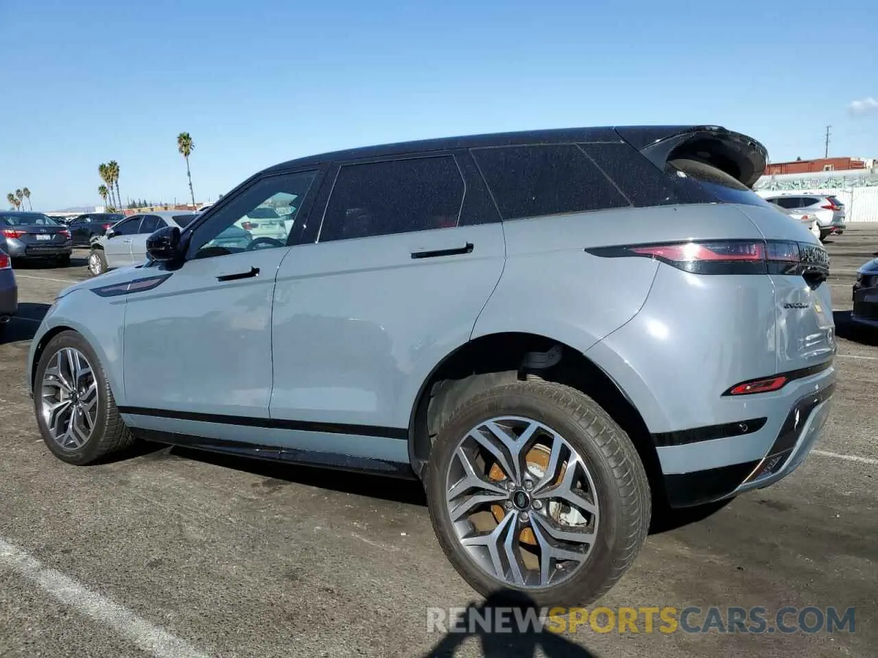2 Photograph of a damaged car SALZL2FX4NH173598 LAND ROVER RANGEROVER 2022