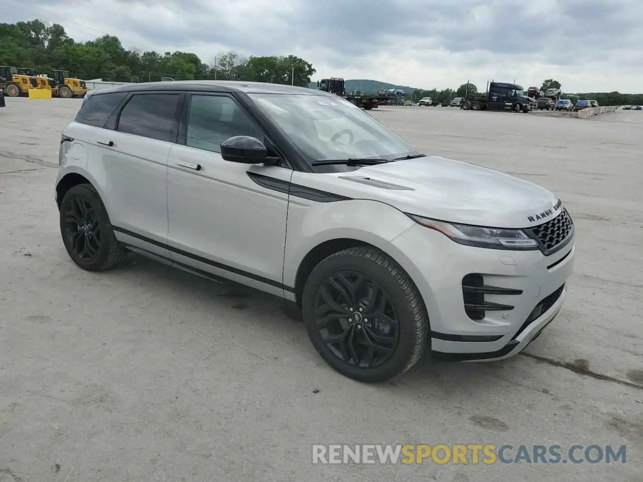 4 Photograph of a damaged car SALZL2FX5NH174453 LAND ROVER RANGEROVER 2022