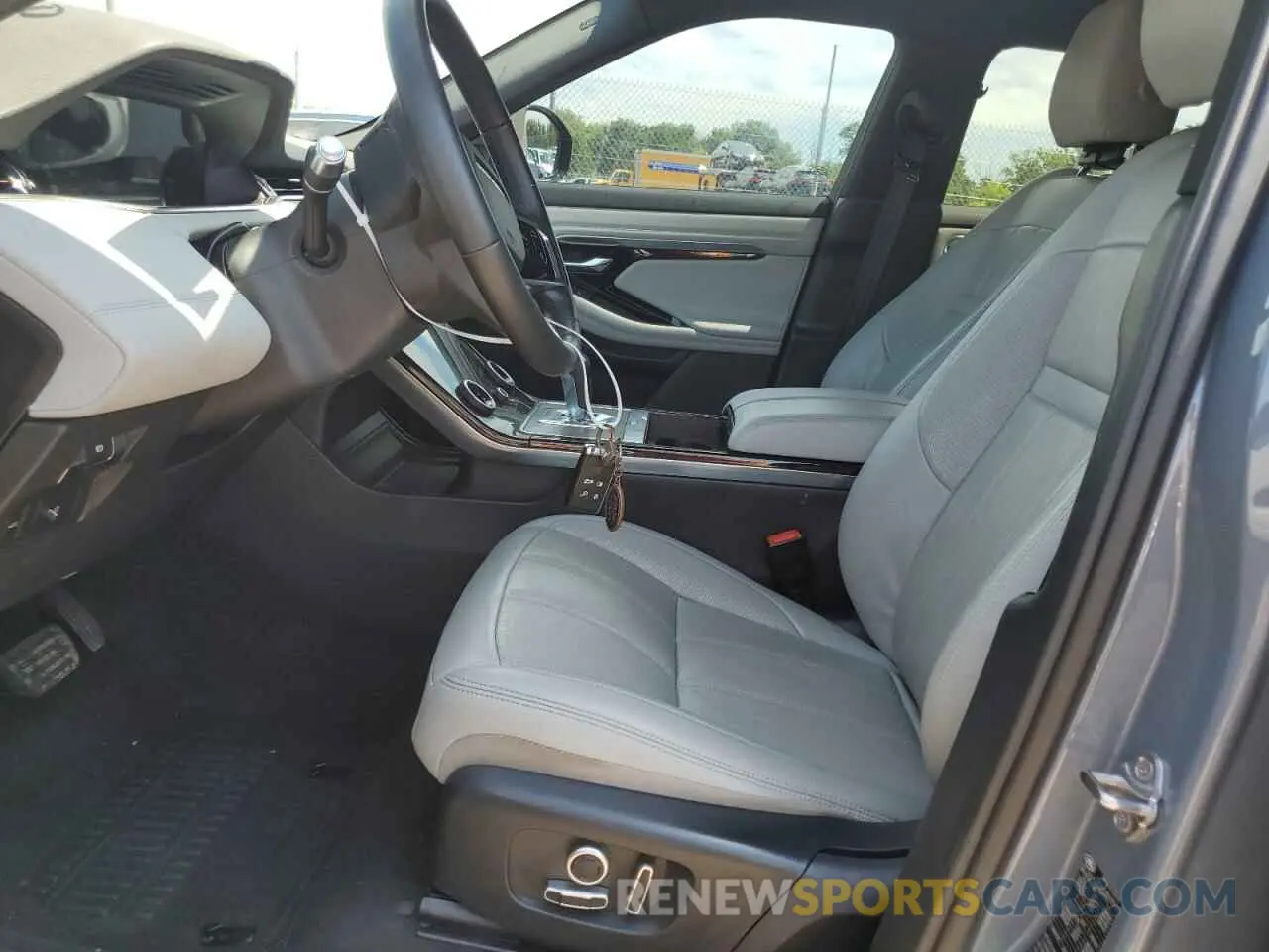 7 Photograph of a damaged car SALZP2FX0NH166118 LAND ROVER RANGEROVER 2022