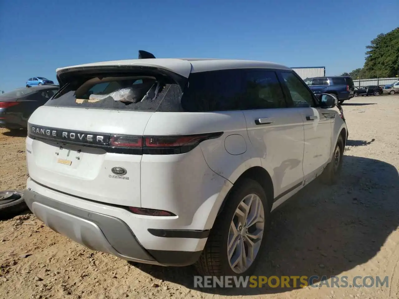 4 Photograph of a damaged car SALZP2FXXNH166143 LAND ROVER RANGEROVER 2022