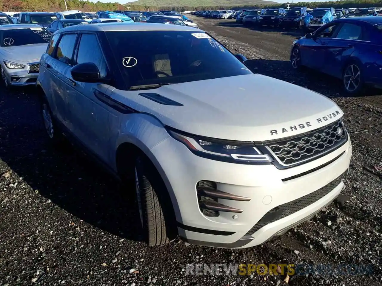 1 Photograph of a damaged car SALZT2FX9NH168686 LAND ROVER RANGEROVER 2022