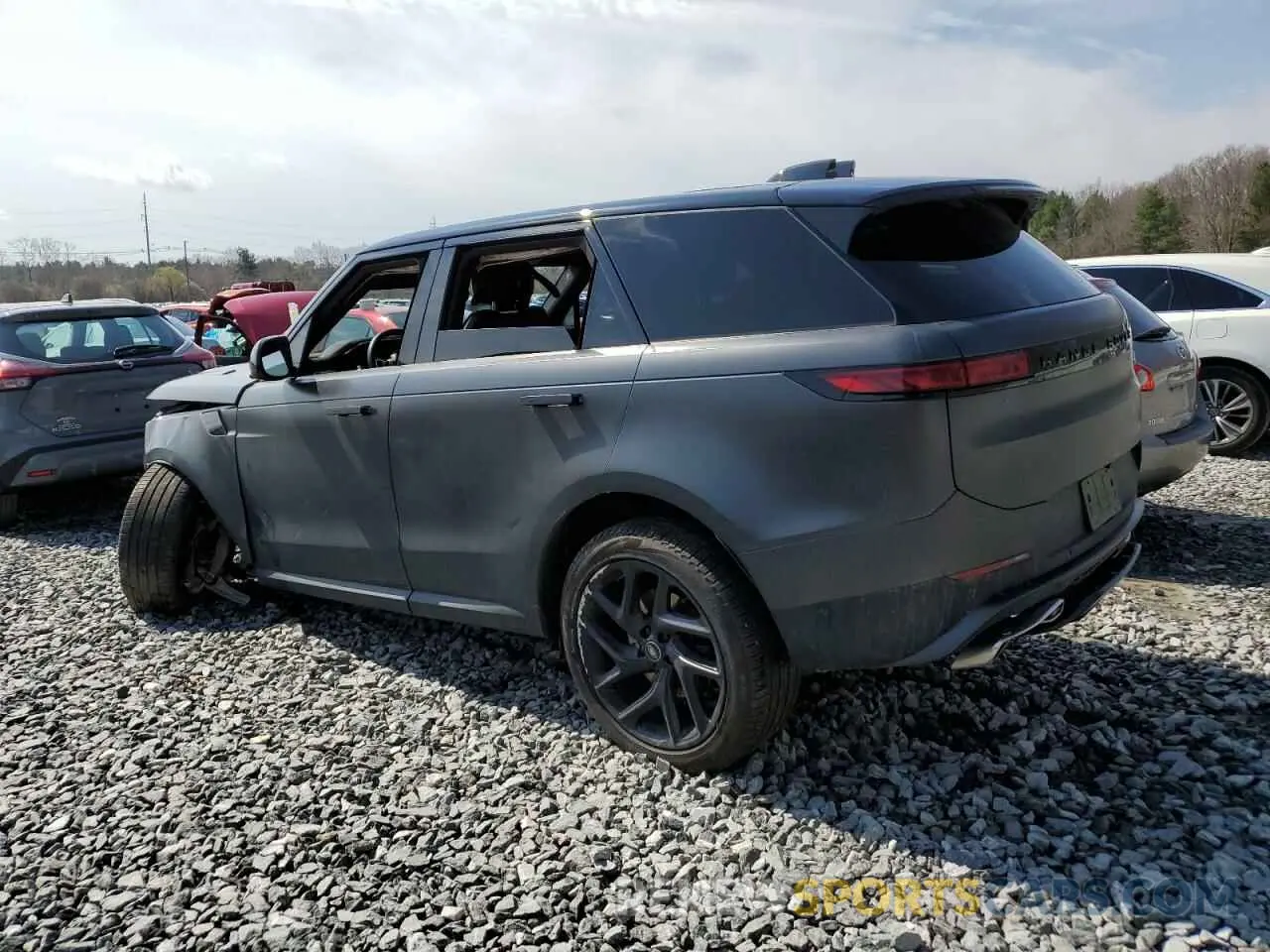 2 Photograph of a damaged car SAL1P9EU2PA136126 LAND ROVER RANGEROVER 2023