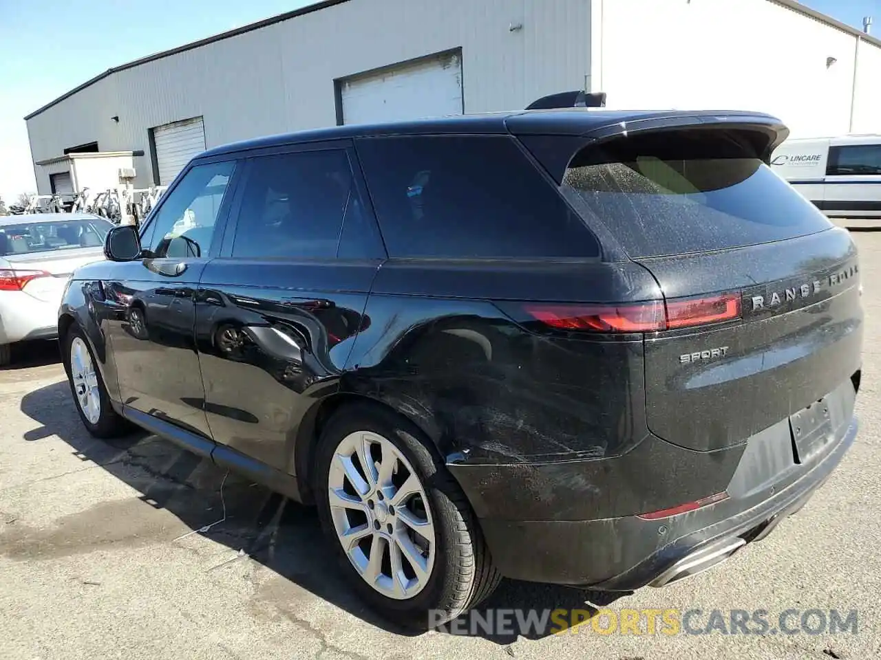 2 Photograph of a damaged car SAL1P9EU9PA110462 LAND ROVER RANGEROVER 2023