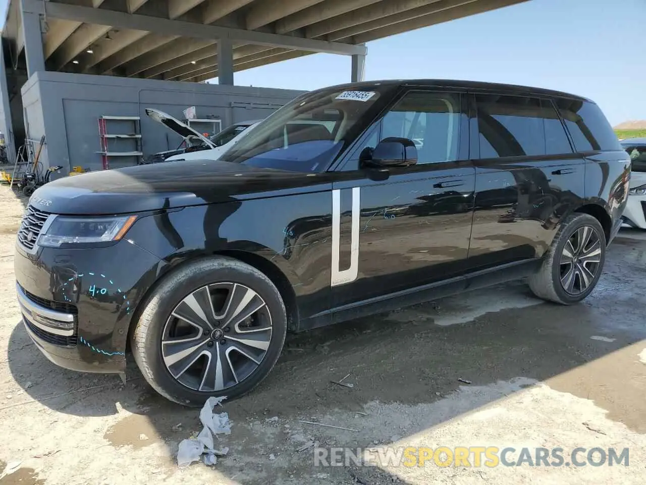 1 Photograph of a damaged car SALK1BE72PA033361 LAND ROVER RANGEROVER 2023