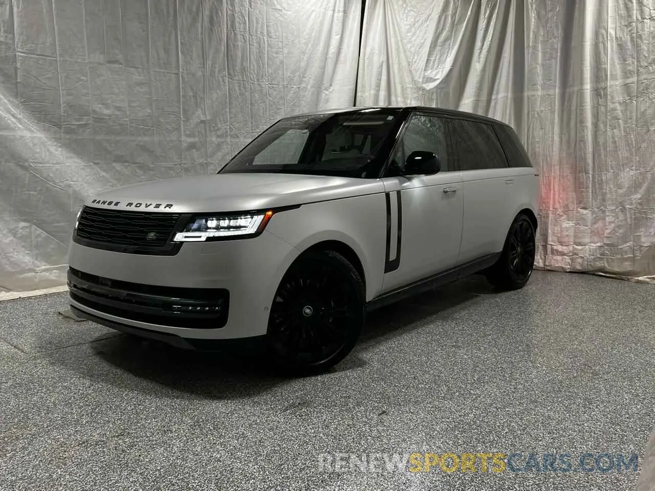 2 Photograph of a damaged car SALK1BE77PA033825 LAND ROVER RANGEROVER 2023