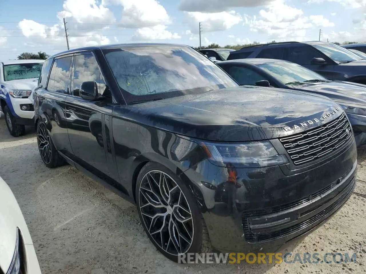 4 Photograph of a damaged car SALKP9E71PA046836 LAND ROVER RANGEROVER 2023