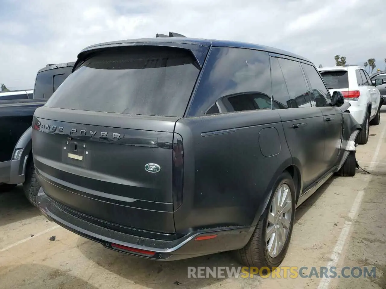 3 Photograph of a damaged car SALKP9E71PA068190 LAND ROVER RANGEROVER 2023