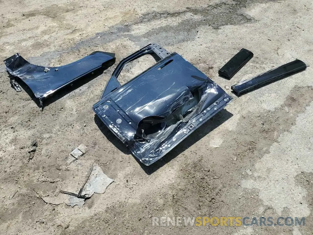 13 Photograph of a damaged car SALKP9E73PA083967 LAND ROVER RANGEROVER 2023