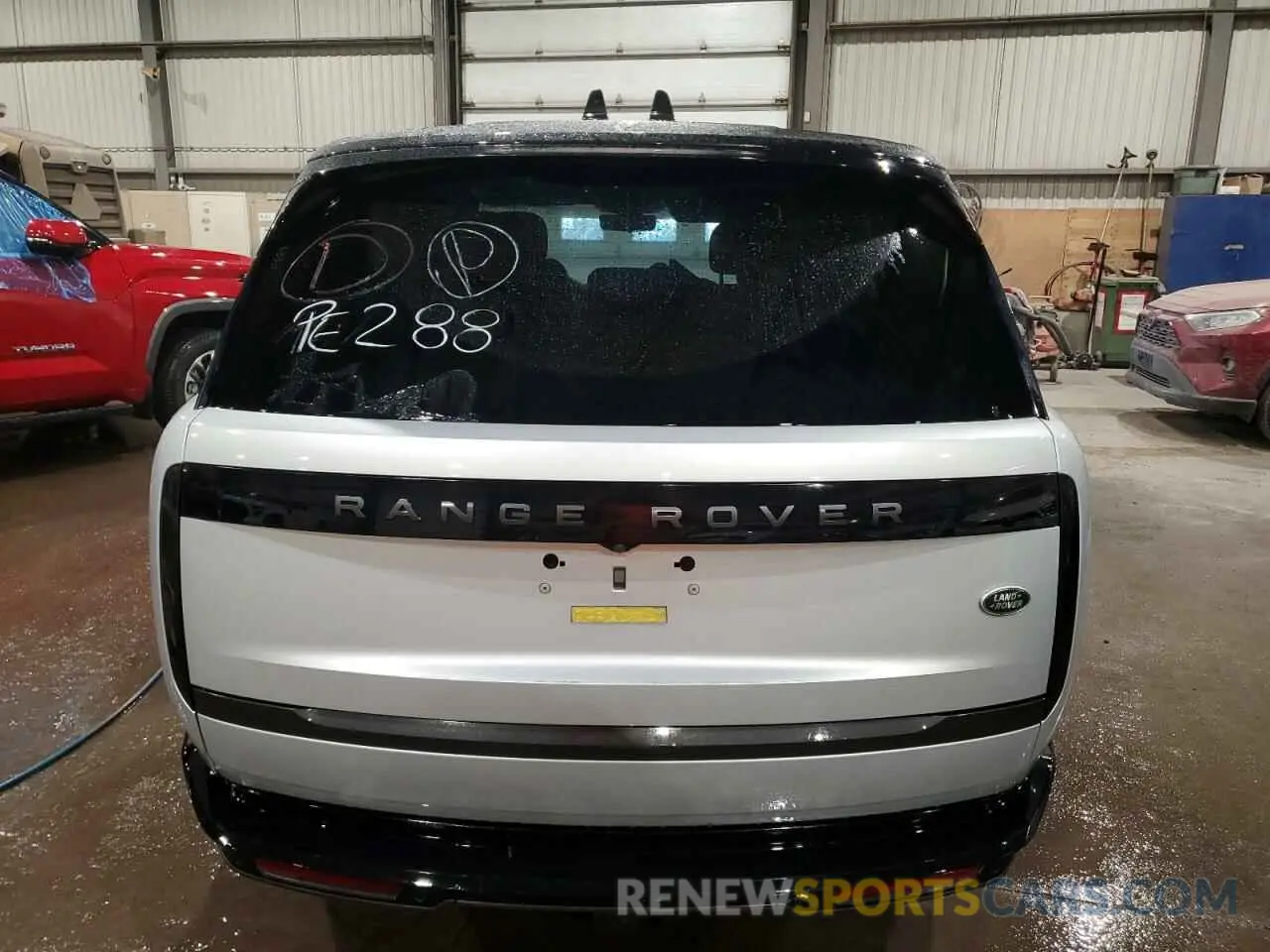 6 Photograph of a damaged car SALKP9FU6PA047257 LAND ROVER RANGEROVER 2023