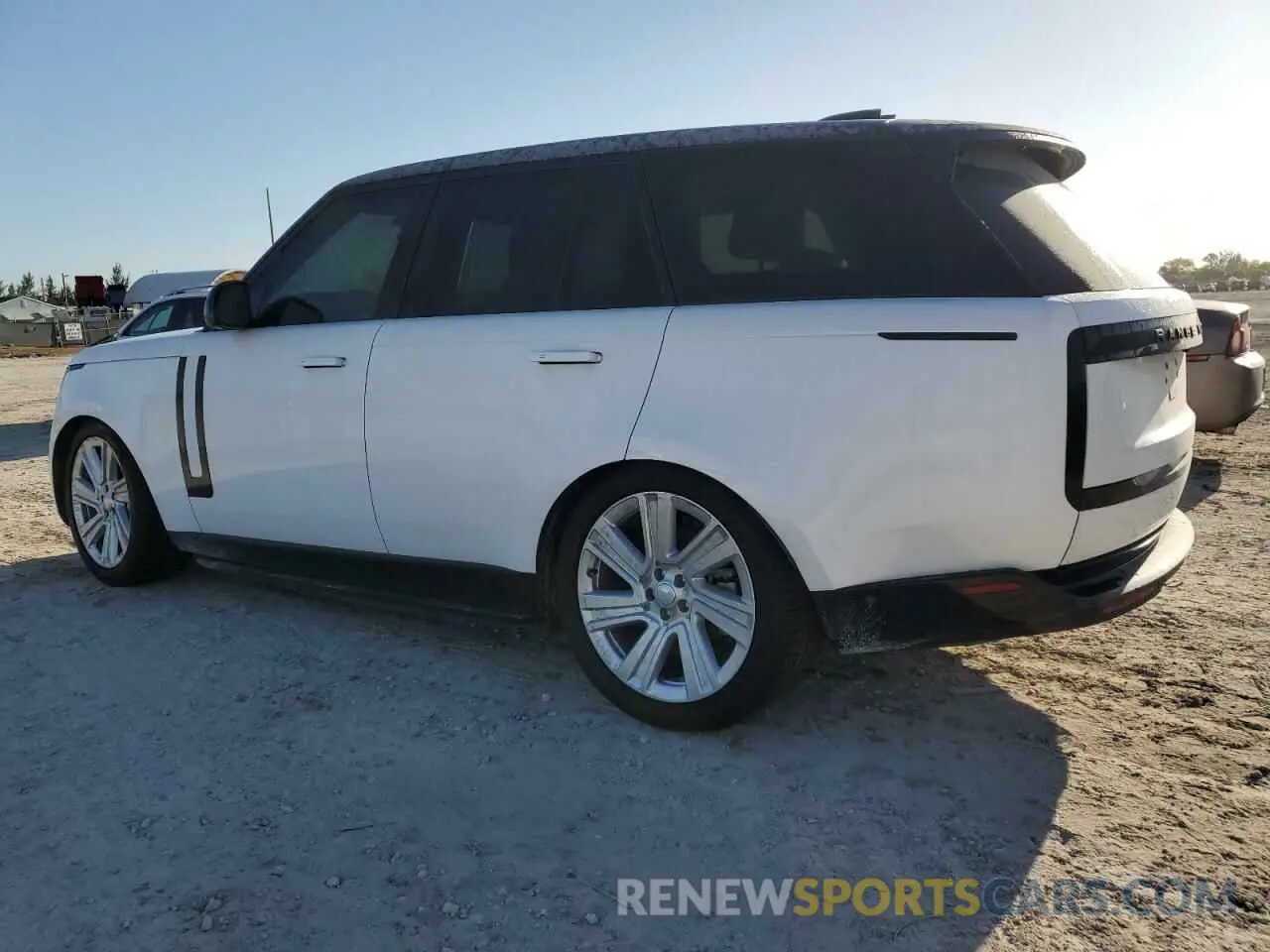 2 Photograph of a damaged car SALKP9FU7PA011397 LAND ROVER RANGEROVER 2023