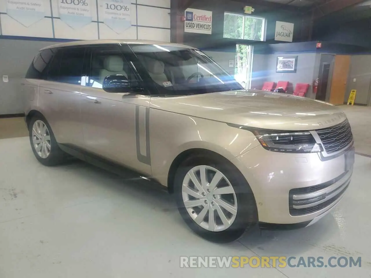 4 Photograph of a damaged car SALKP9FU9PA010218 LAND ROVER RANGEROVER 2023