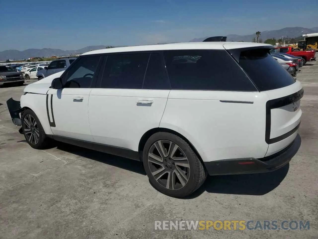 2 Photograph of a damaged car SALKPBE73PA070434 LAND ROVER RANGEROVER 2023