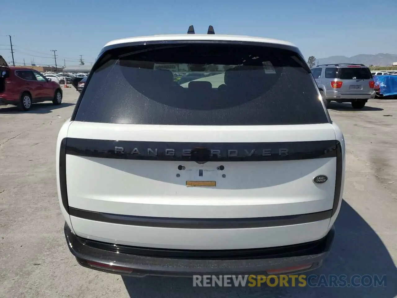 6 Photograph of a damaged car SALKPBE73PA070434 LAND ROVER RANGEROVER 2023
