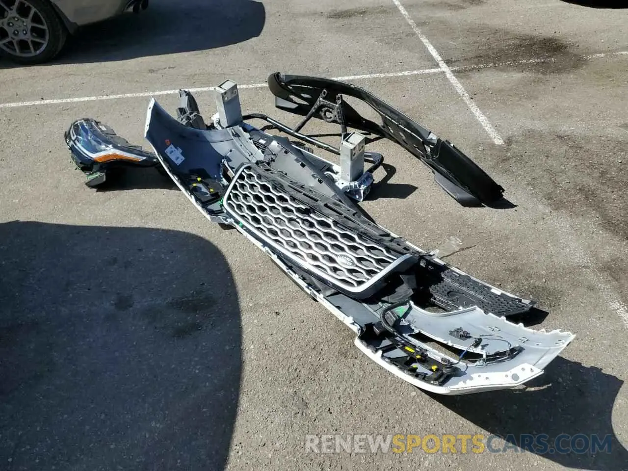 13 Photograph of a damaged car SALYJ2EX9PA358129 LAND ROVER RANGEROVER 2023