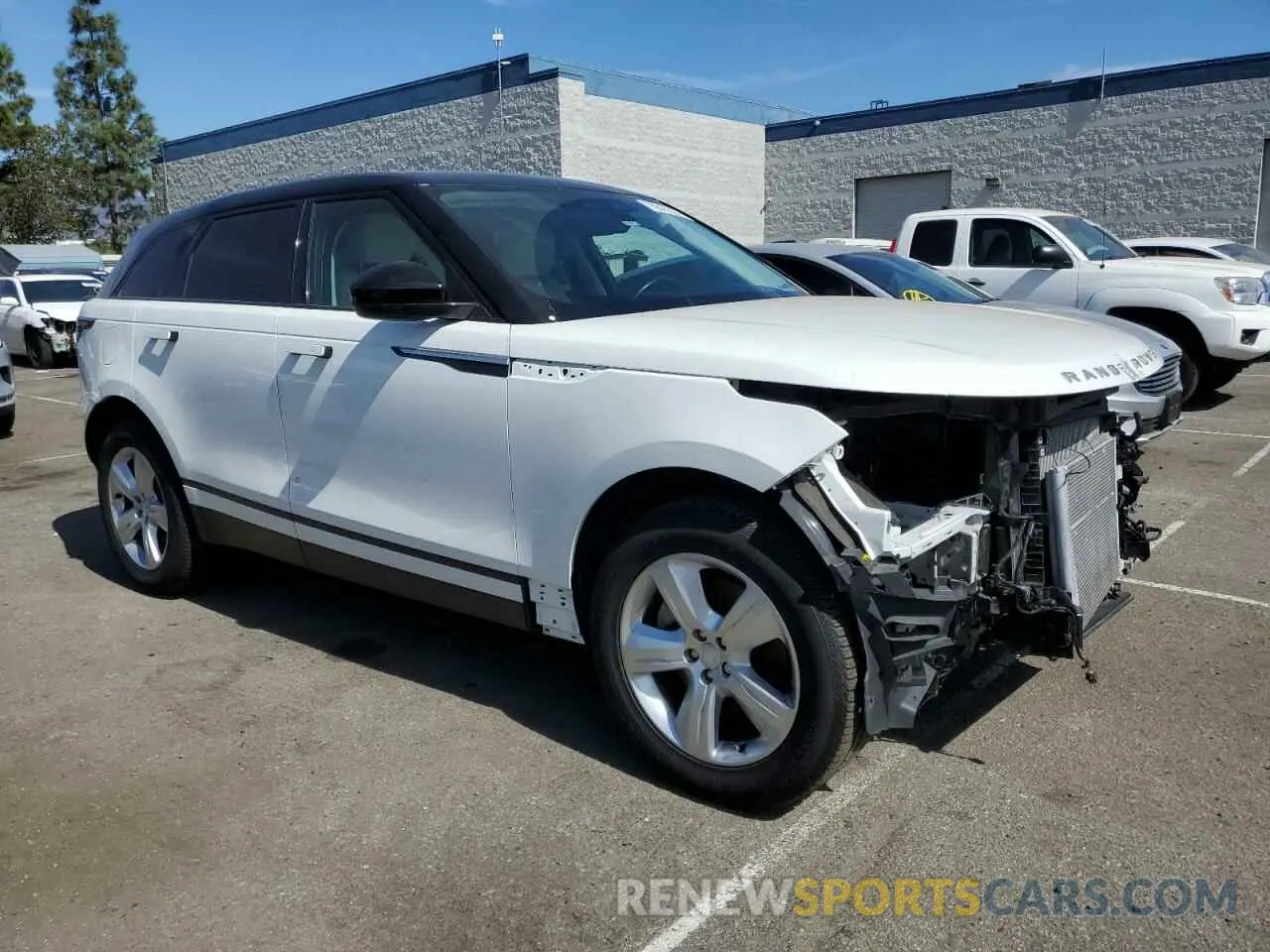 4 Photograph of a damaged car SALYJ2EX9PA358129 LAND ROVER RANGEROVER 2023