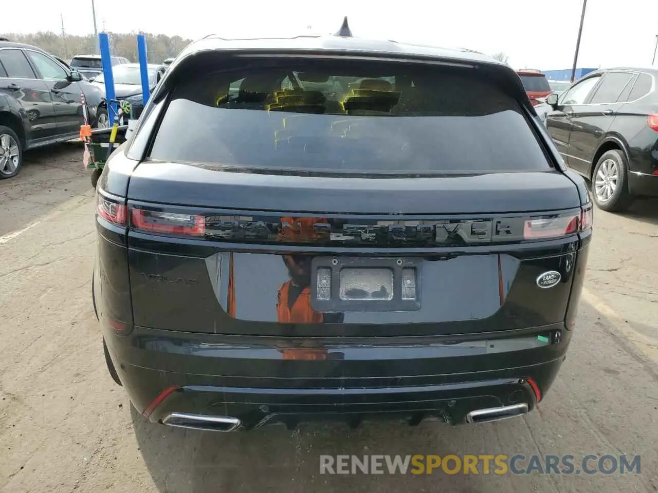 6 Photograph of a damaged car SALYT2EU1PA354401 LAND ROVER RANGEROVER 2023