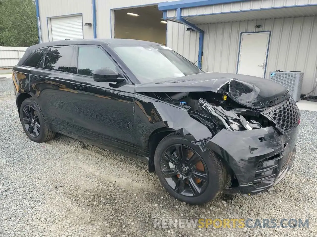 4 Photograph of a damaged car SALYT2EU2PA363799 LAND ROVER RANGEROVER 2023