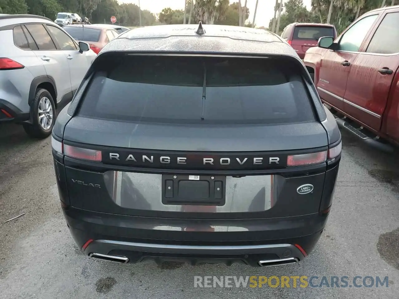 6 Photograph of a damaged car SALYT2EU7PA358811 LAND ROVER RANGEROVER 2023