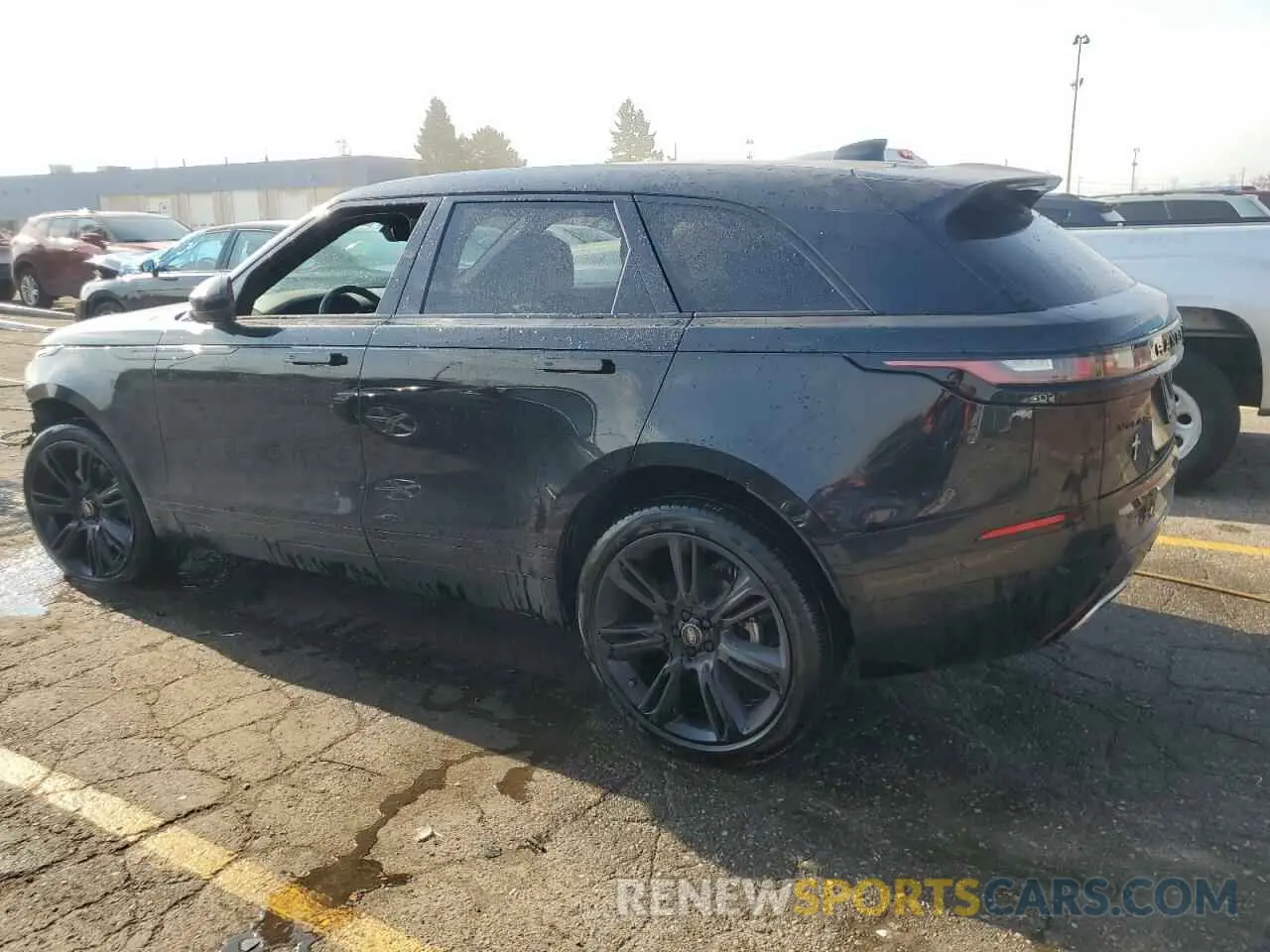 2 Photograph of a damaged car SALYT2EUXPA361010 LAND ROVER RANGEROVER 2023