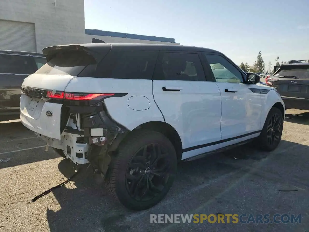 3 Photograph of a damaged car SALZT2FX8PH198832 LAND ROVER RANGEROVER 2023