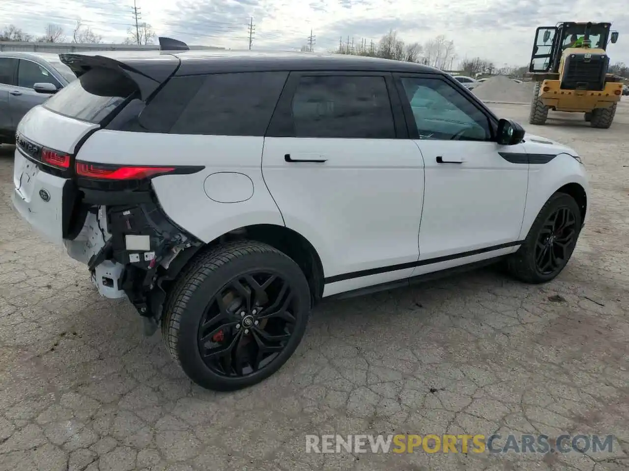 3 Photograph of a damaged car SALZW2GX7PH202472 LAND ROVER RANGEROVER 2023