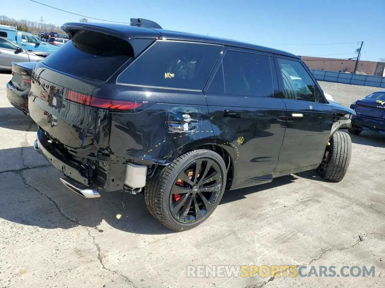 3 Photograph of a damaged car SAL1L9FU0RA410534 LAND ROVER RANGEROVER 2024