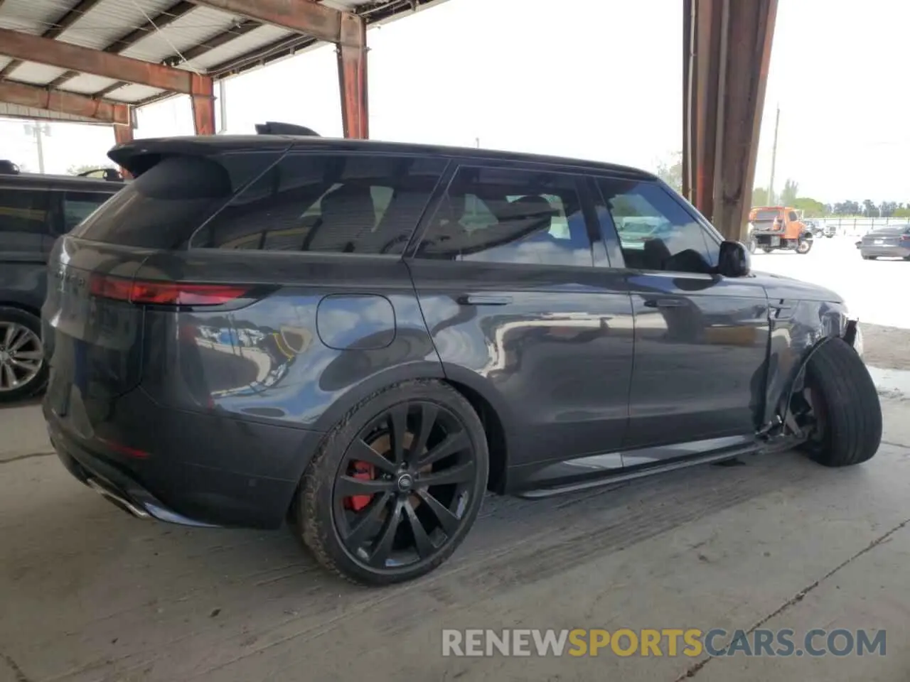 3 Photograph of a damaged car SAL1L9FU4RA188628 LAND ROVER RANGEROVER 2024
