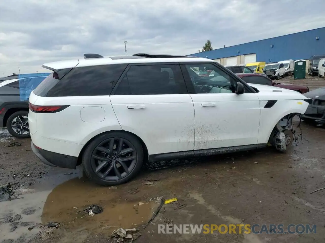 3 Photograph of a damaged car SAL1P9EU0RA189202 LAND ROVER RANGEROVER 2024