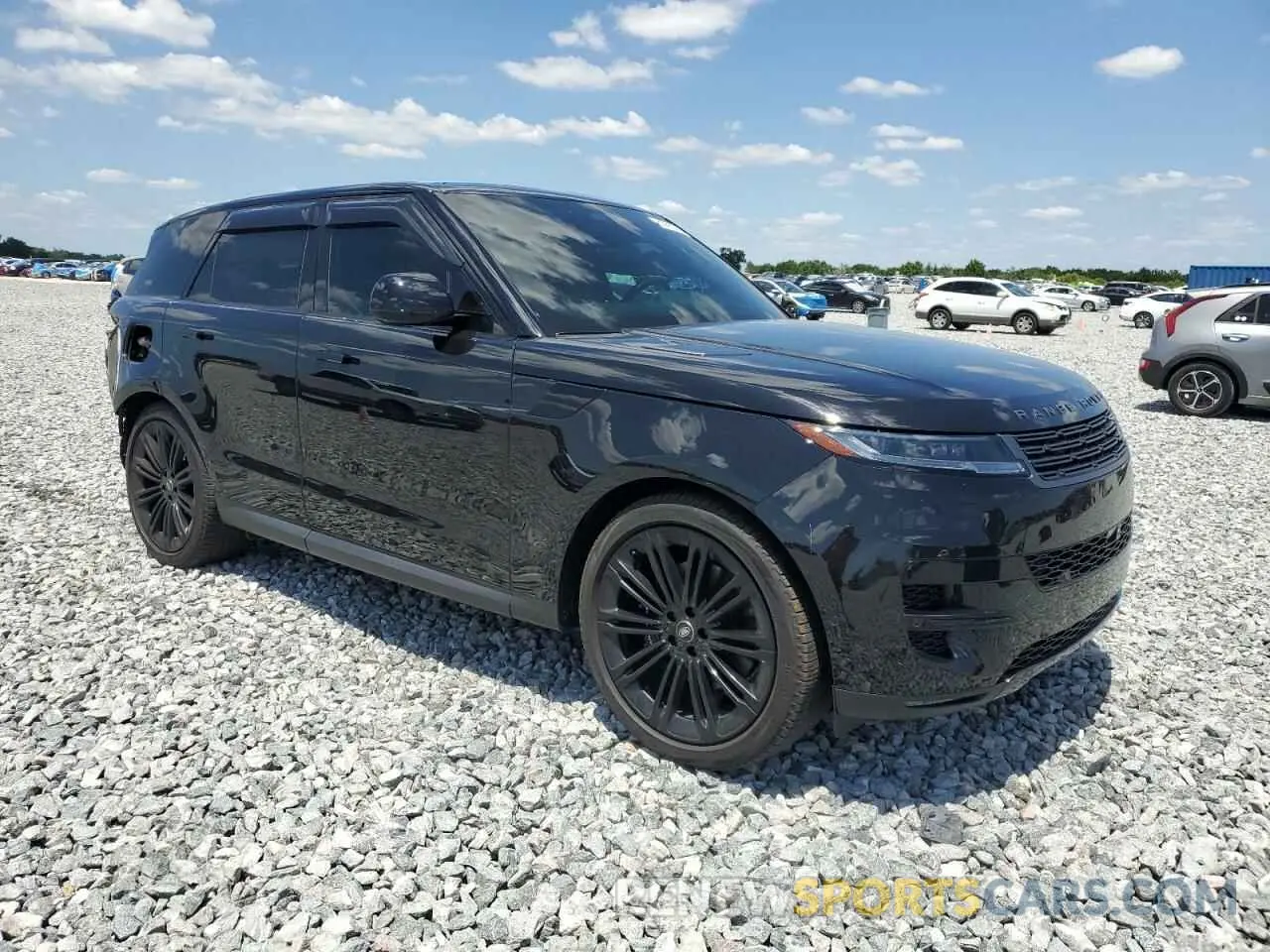 4 Photograph of a damaged car SAL1P9EU2RA195776 LAND ROVER RANGEROVER 2024