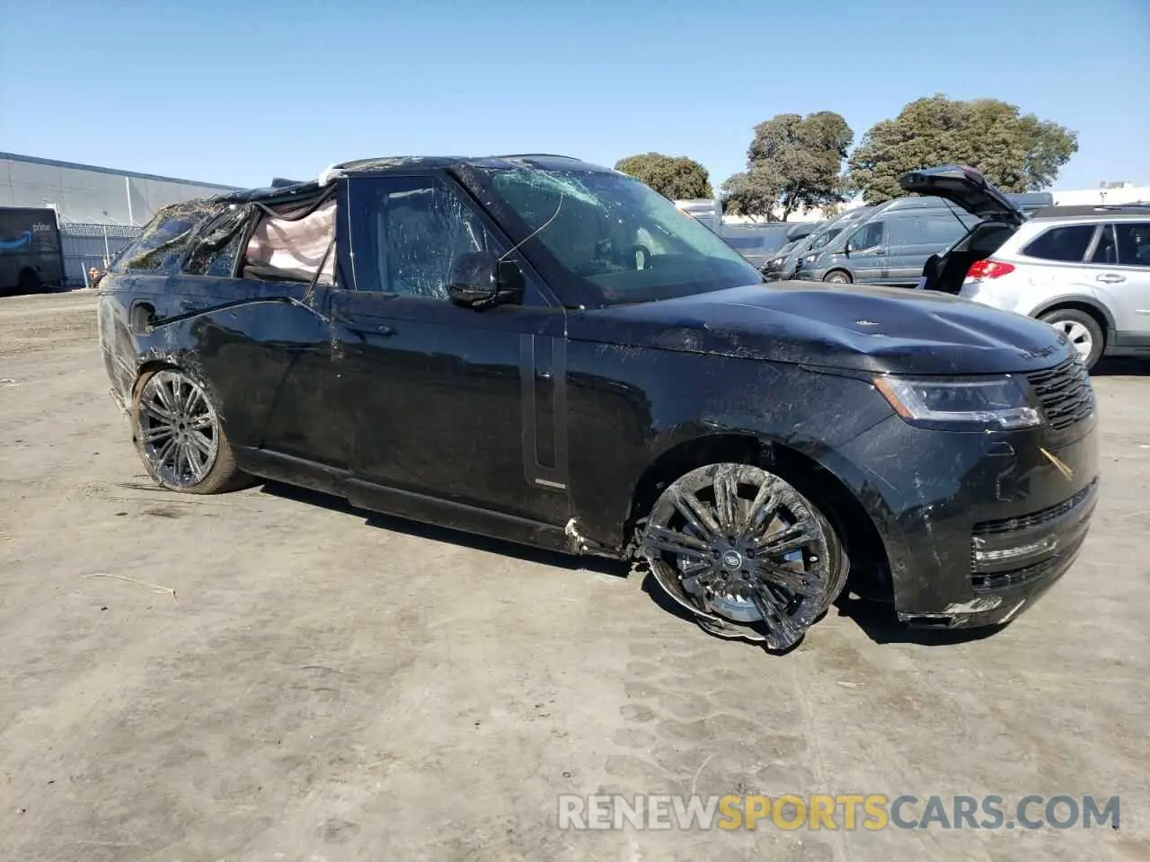 4 Photograph of a damaged car SALK1BE97RA210345 LAND ROVER RANGEROVER 2024