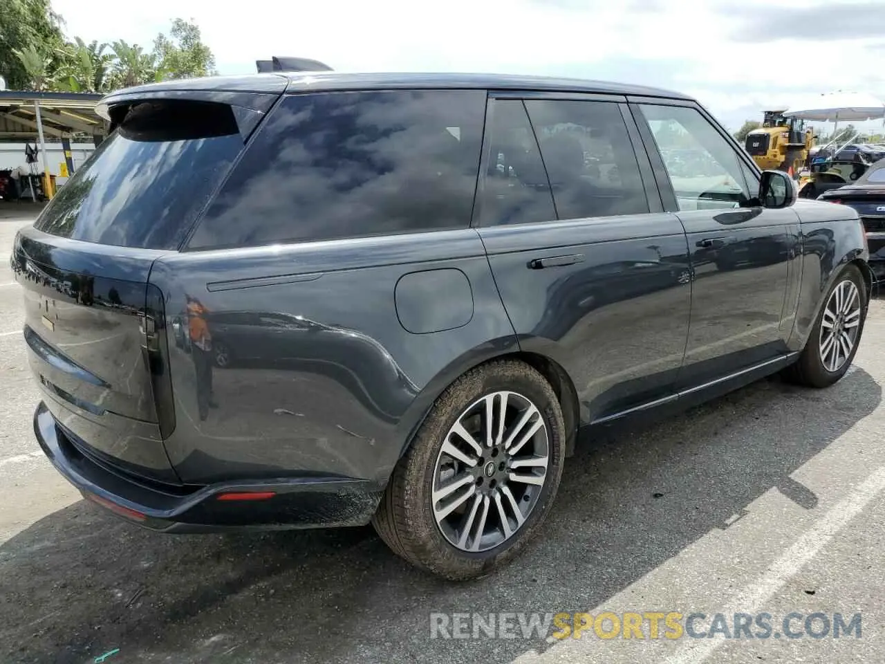 3 Photograph of a damaged car SALKP9E9XRA098924 LAND ROVER RANGEROVER 2024