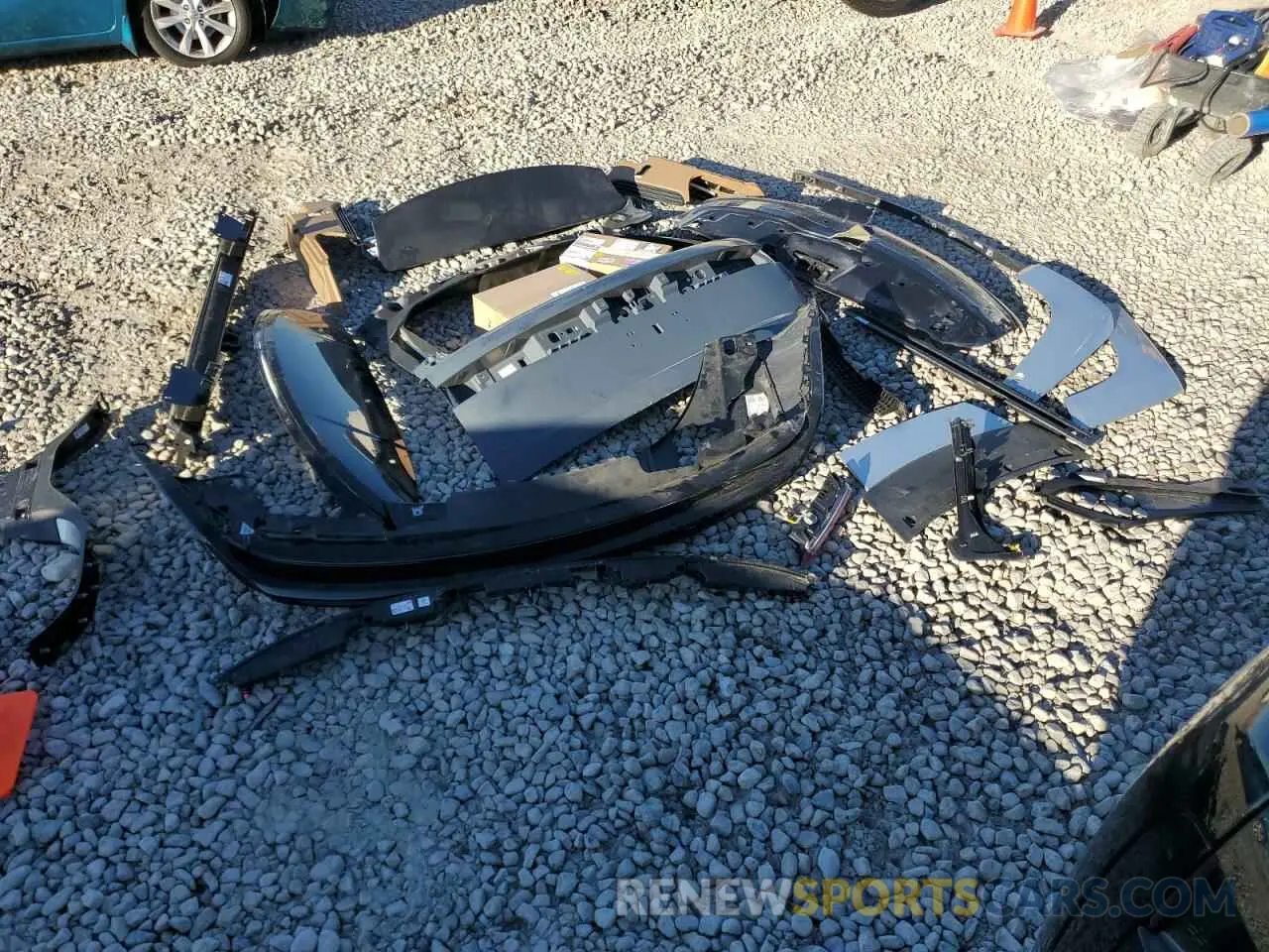 12 Photograph of a damaged car SALKP9FU5RA204733 LAND ROVER RANGEROVER 2024