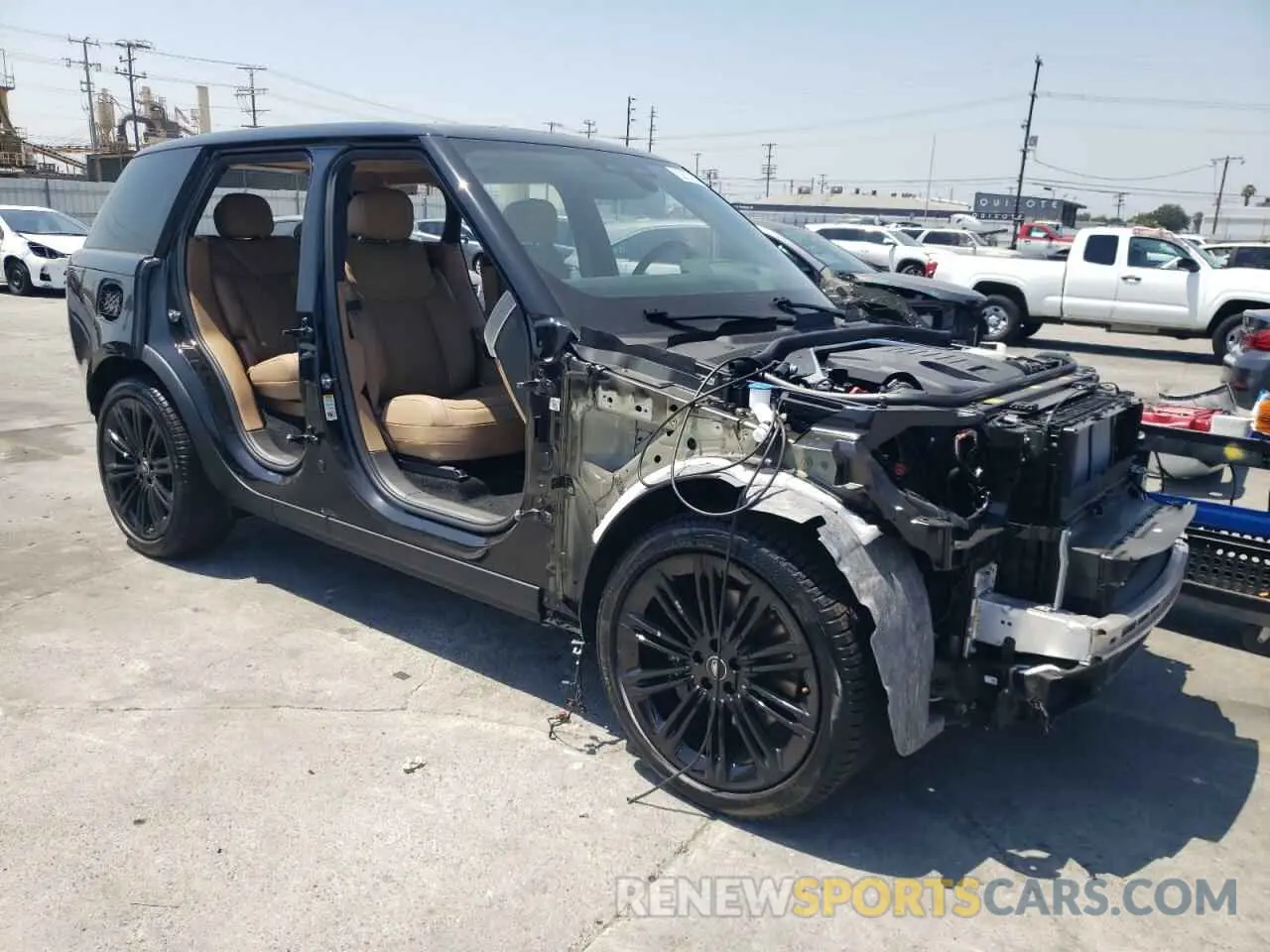 4 Photograph of a damaged car SALKP9FU7RA239662 LAND ROVER RANGEROVER 2024