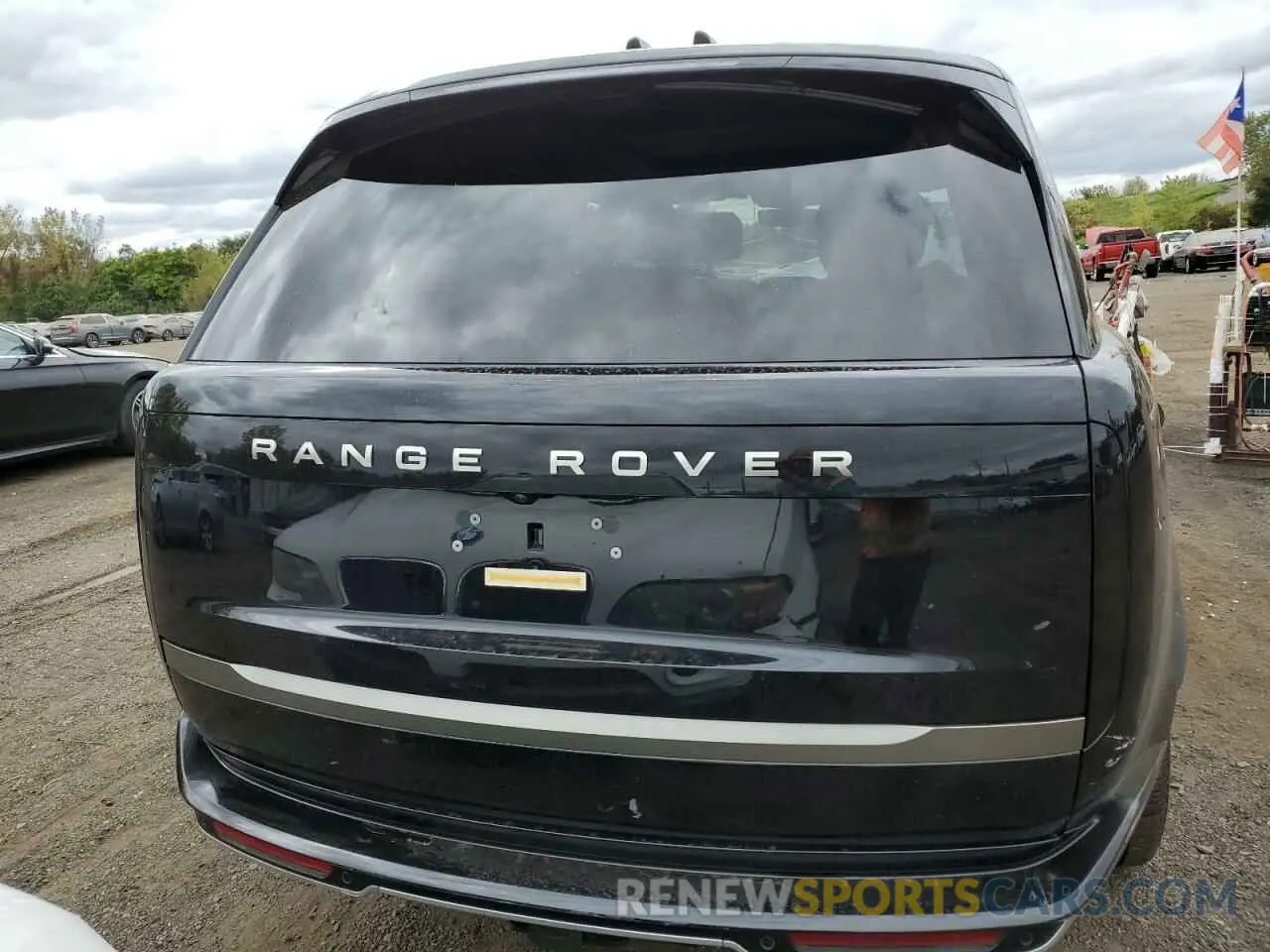 6 Photograph of a damaged car SALKP9FU8RA230520 LAND ROVER RANGEROVER 2024